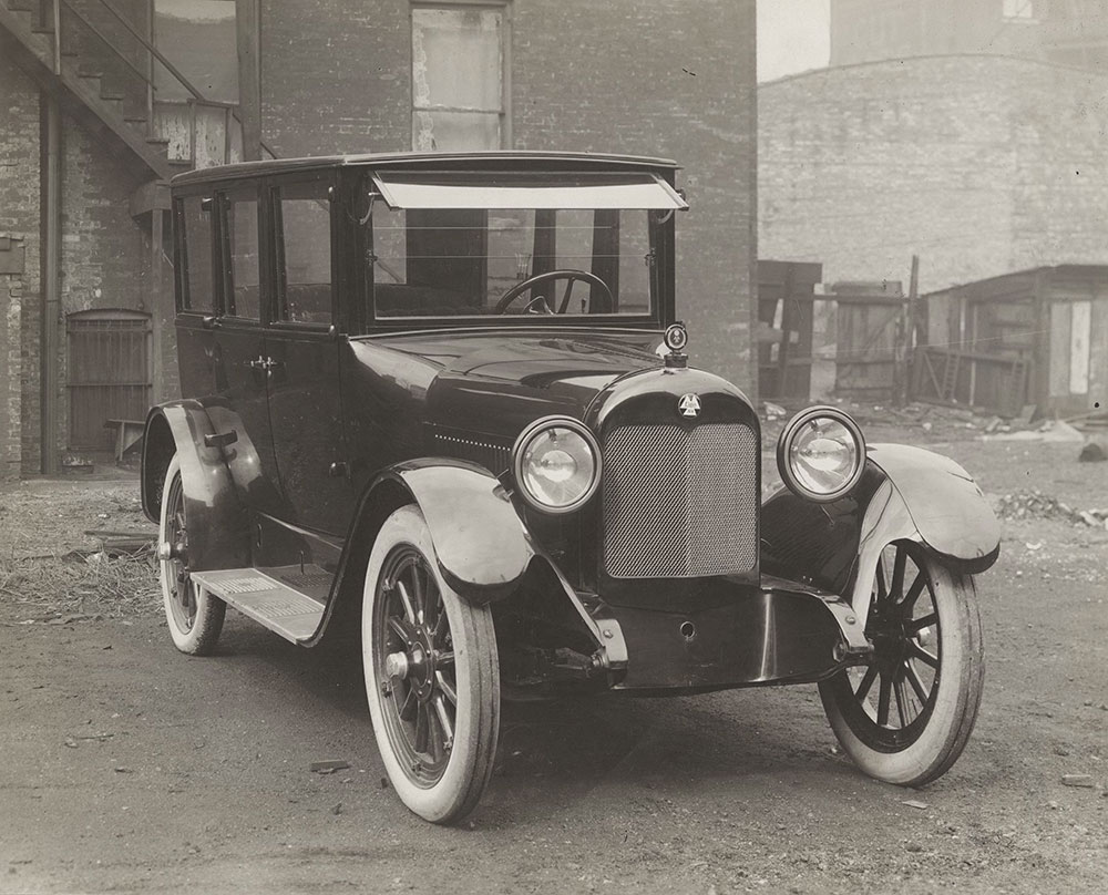 Elgin Motor Car 5-passenger sedan: 1922