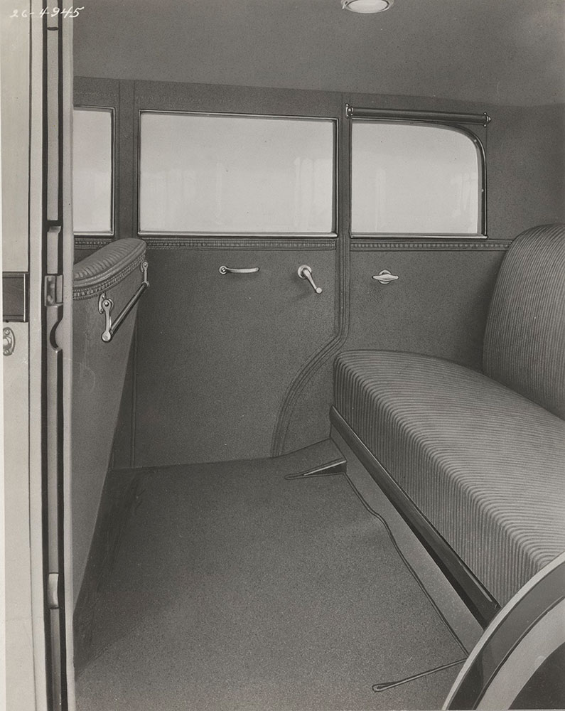 Erskine Six Custom Sedan, rear compartment: 1927