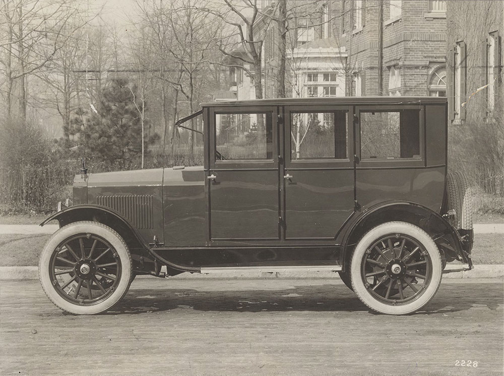 Essex sedan: 1919