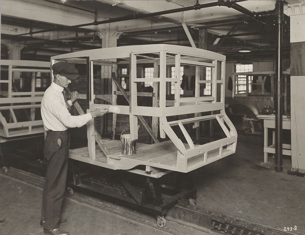Essex Coach, fabricating the wooden bodywork: 1923