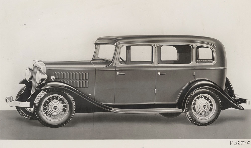 Essex Terraplane four-door sedan: 1932