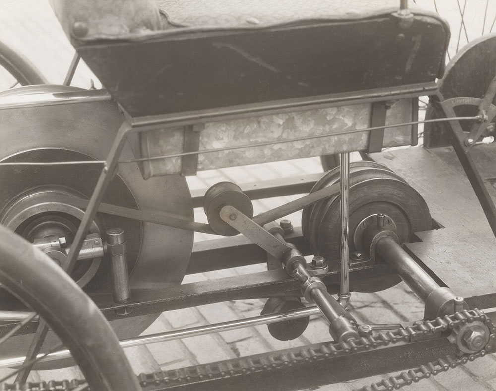 Close up of first Ford car: belt powered transmission