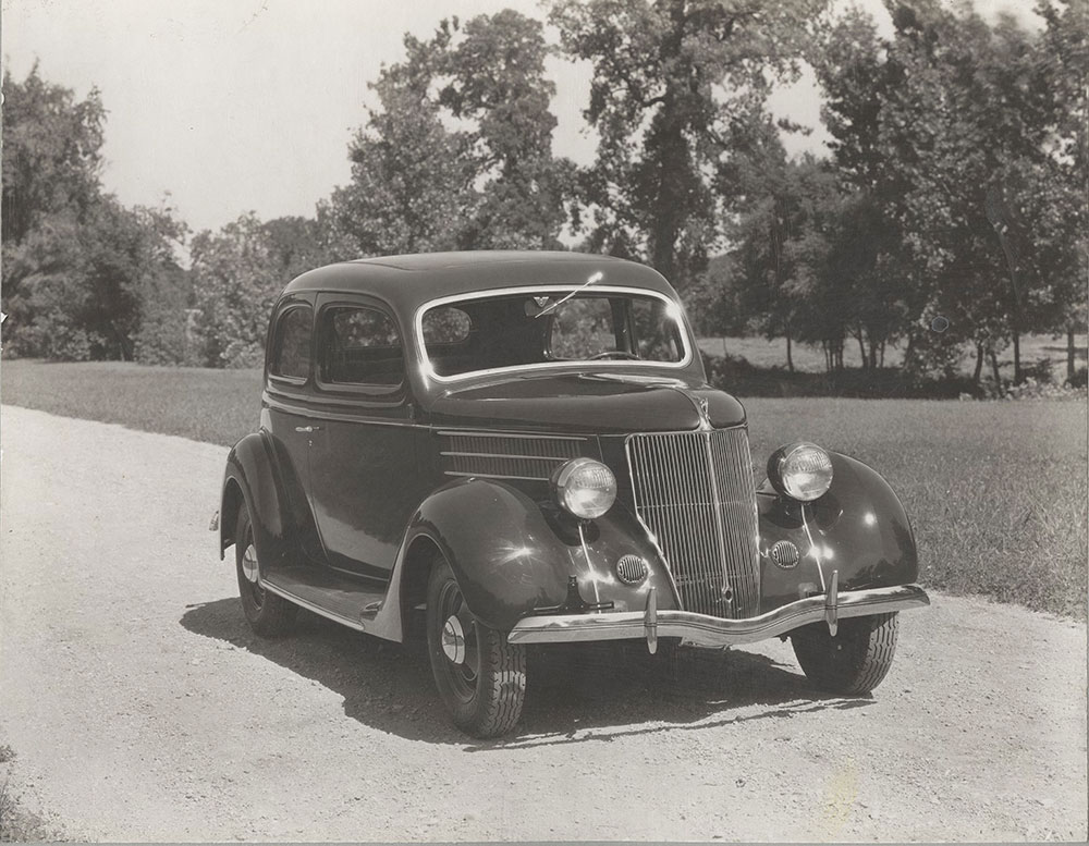 Ford Model 68 V-8 2-door sedan - 1936