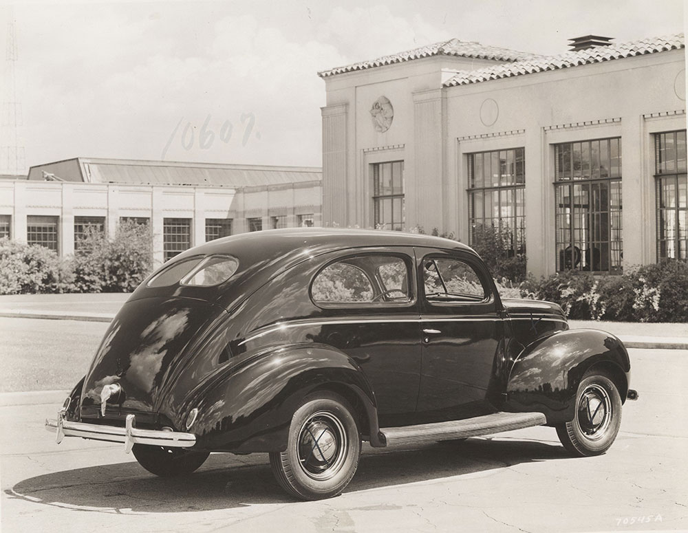 Ford Deluxe Tudor Sedan, factory mockup - 1939