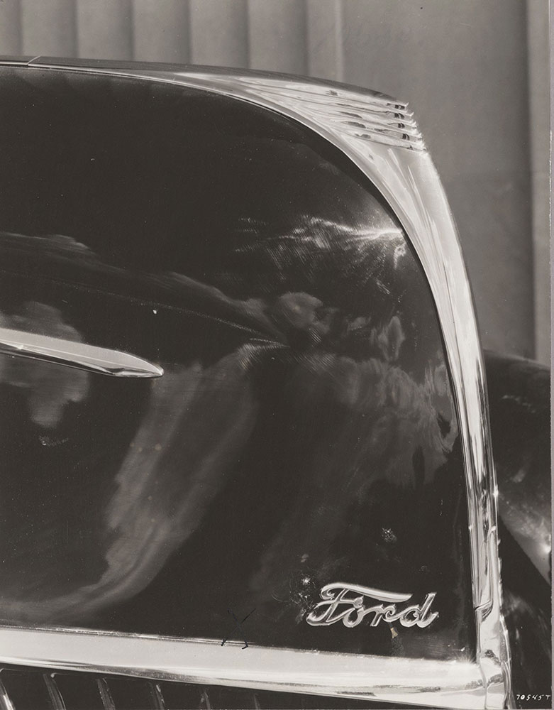 Ford Deluxe, hood trim, factory mockup - 1939