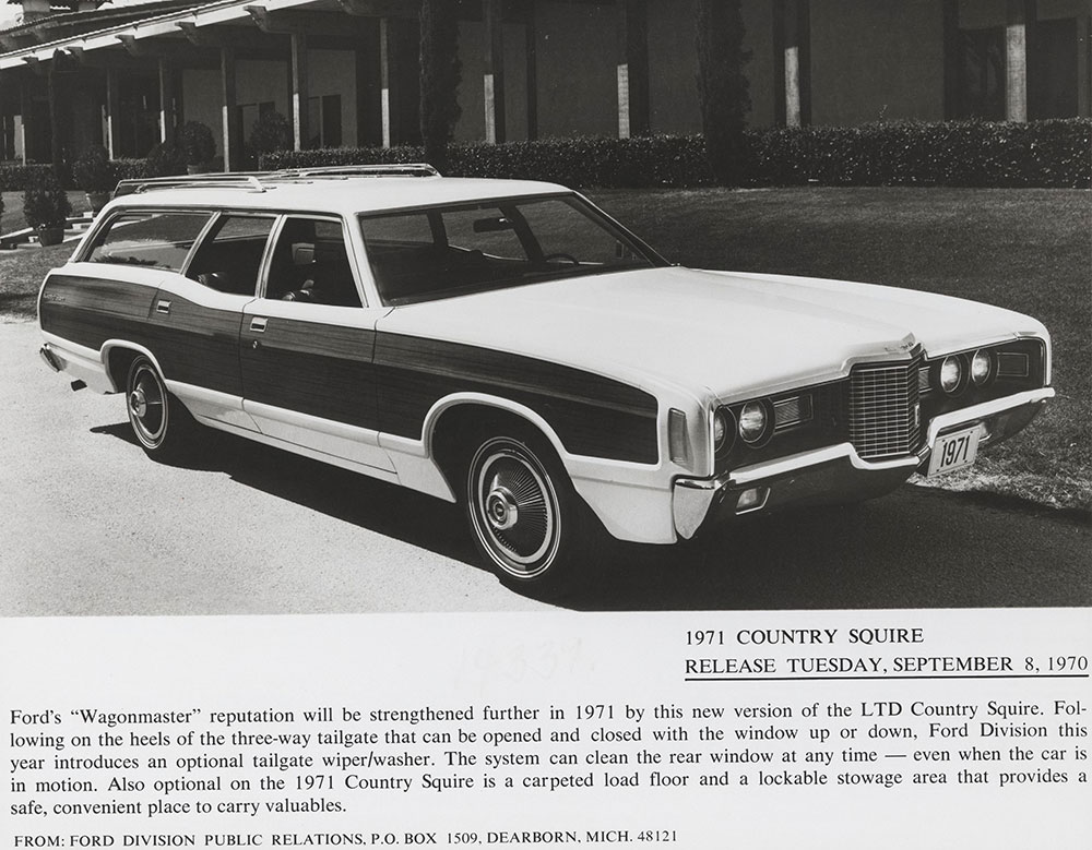 Ford Country Squire - 1971