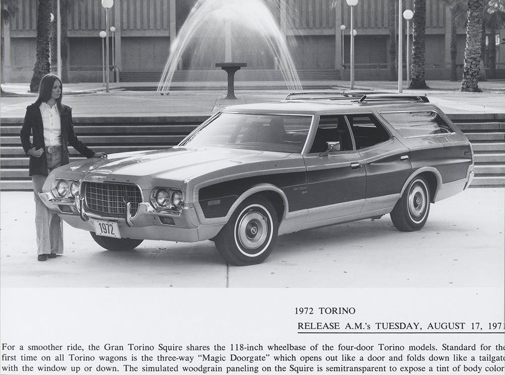 Ford Gran Torino Squire - 1972