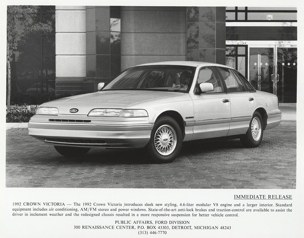 Ford Crown Victoria - 1992