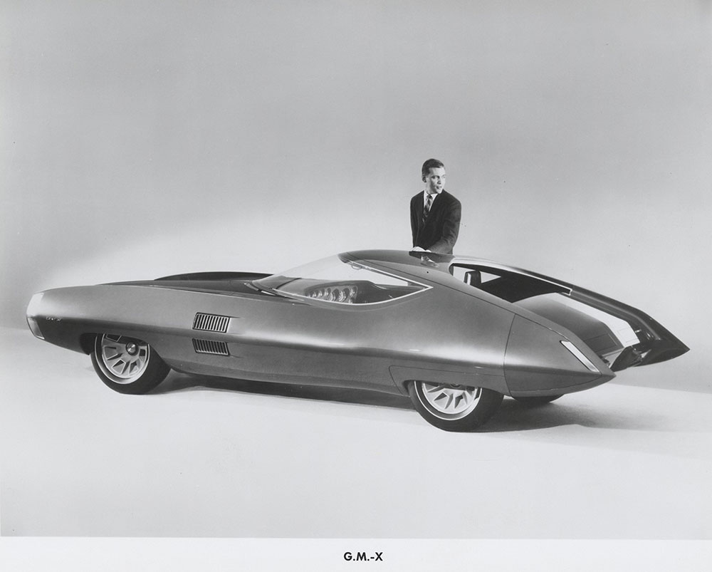General Motors Experimental Car - GMX - ca. 1964