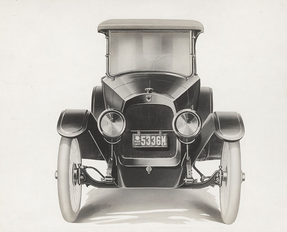 Hackett 4-pass. roadster, view of front, radiator - 1917