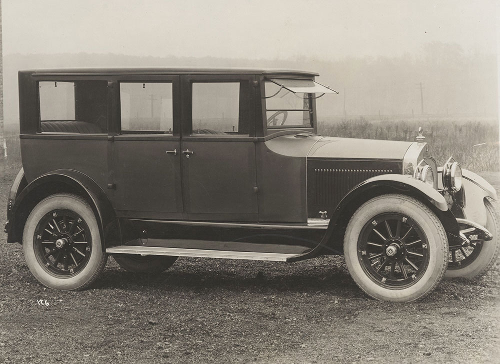 Handley-Knight 7 passenger sedan - 1922