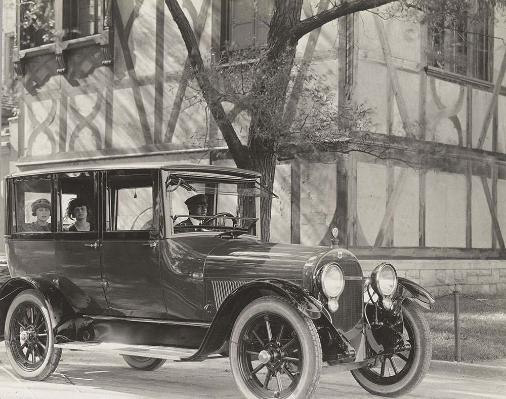 Haynes sedan - 1920