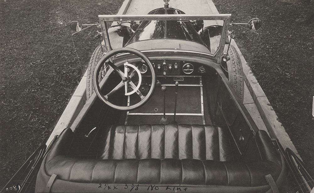 New Series Haynes 2-Passenger Special Speedster, interior - 1920