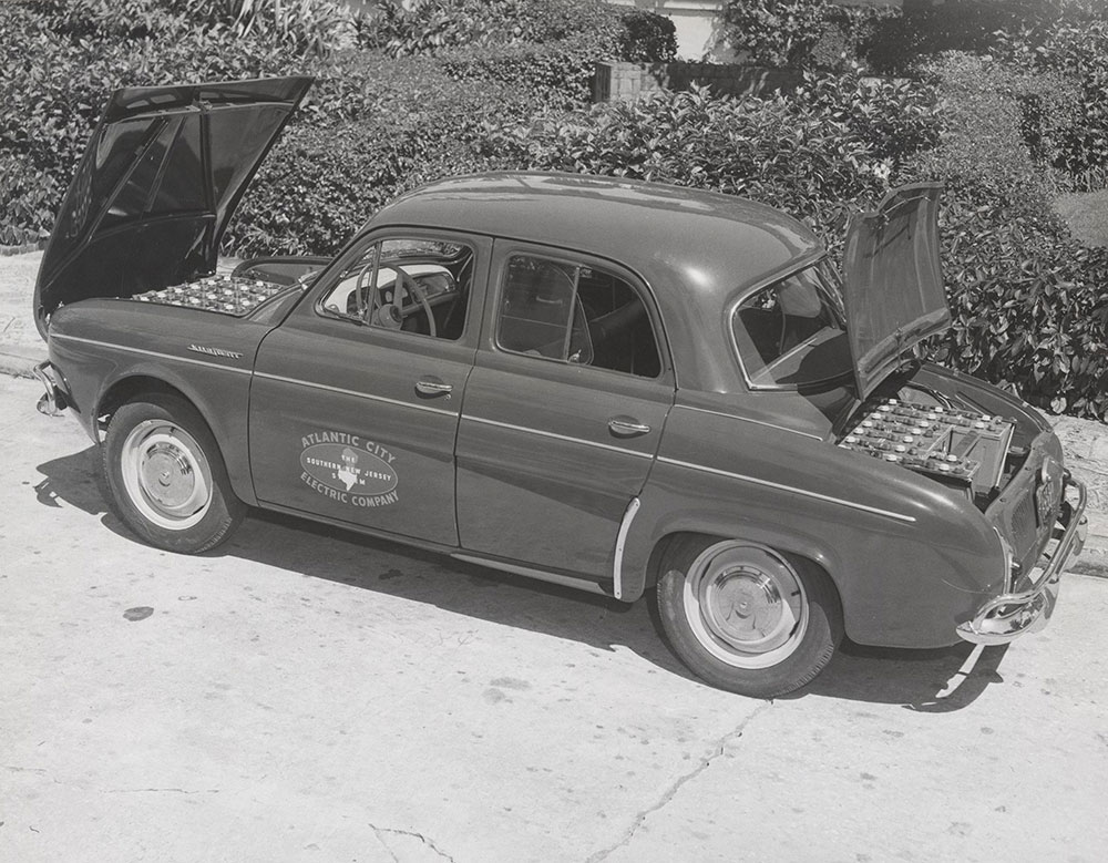 Henney Kilowatt, Based on Renault Dauphine - 1960