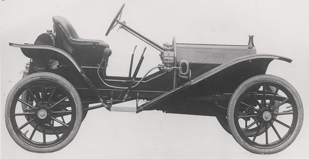Hupmobile Model 20 runabout - 1910