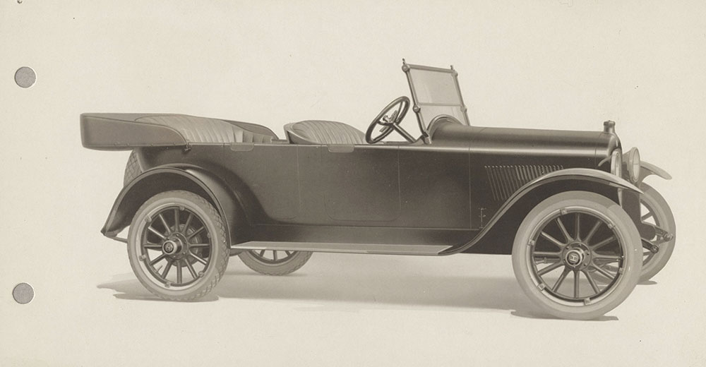 Hupmobile Model R touring - ca. 1920