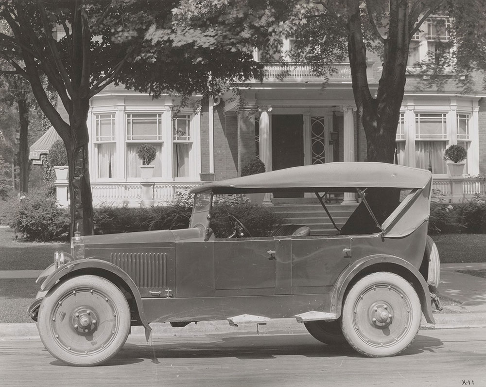 Jackson Model 6-38 touring - 1921