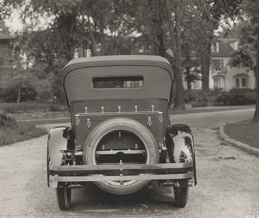 Jordan touring, rear view, showing spare wheel mounting - 1922