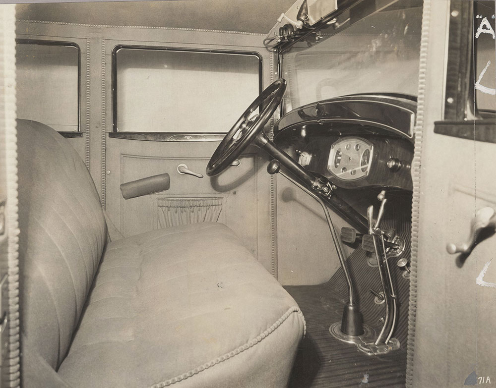 Jordan, interior, front compartment, showing dashboard - 1929