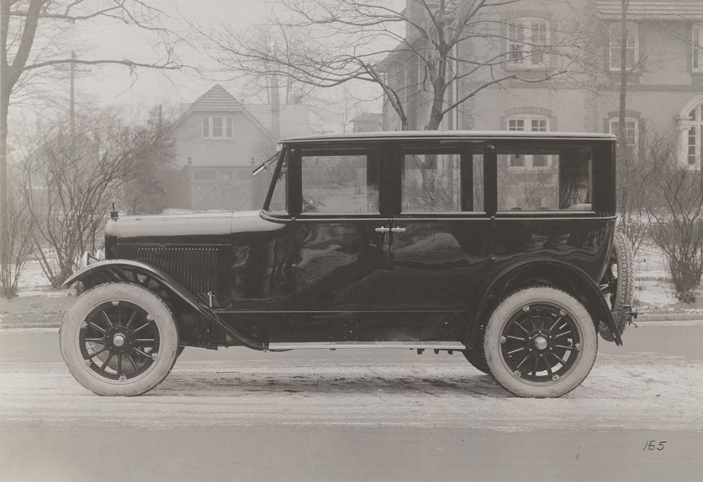 King 8 Sedan  - 1922