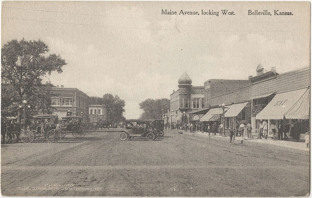Maine Avenue, Belleville, Kansas