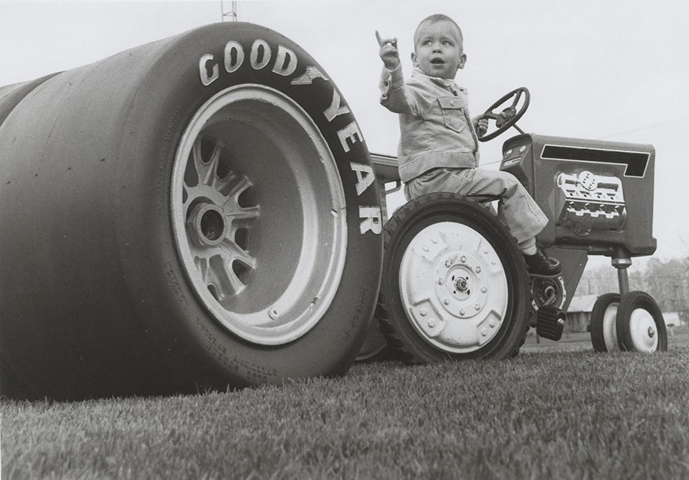 Pocono Dragster, Goodyear Racing Tires