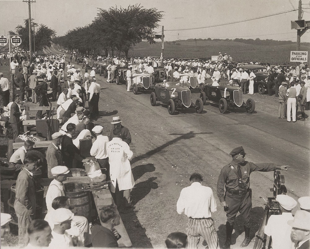 Start of Stock Car Event, Revival of Elgin National Road Race, August 26, 1933