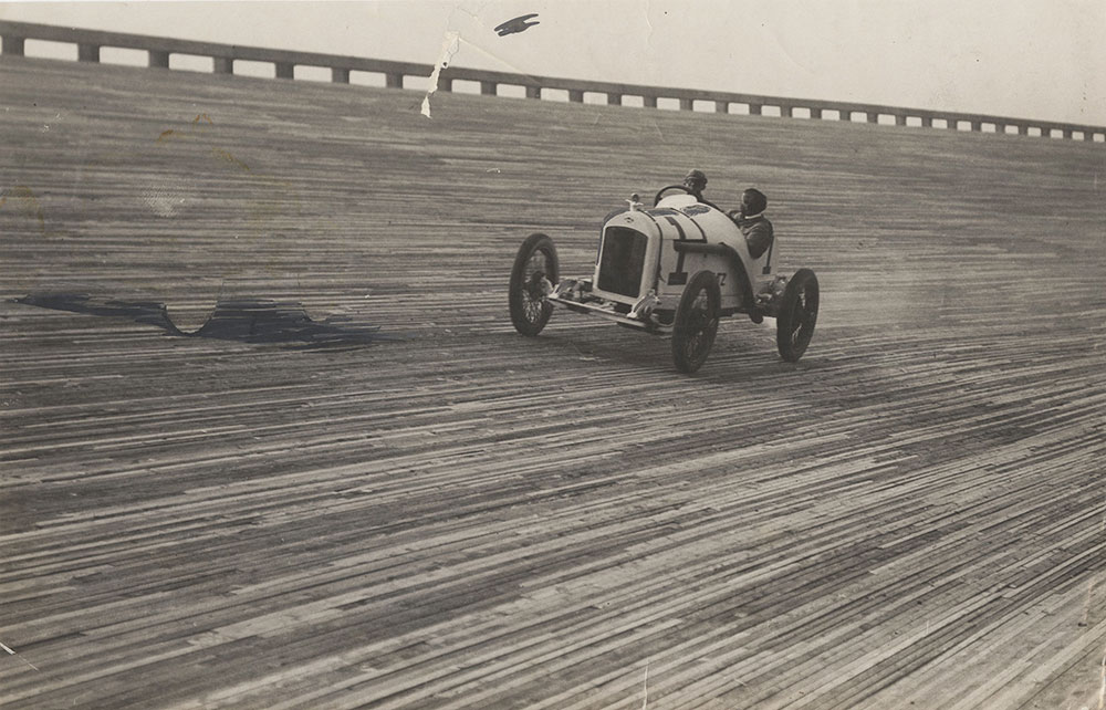 Stutz on the Chicago Speedway, June1915
