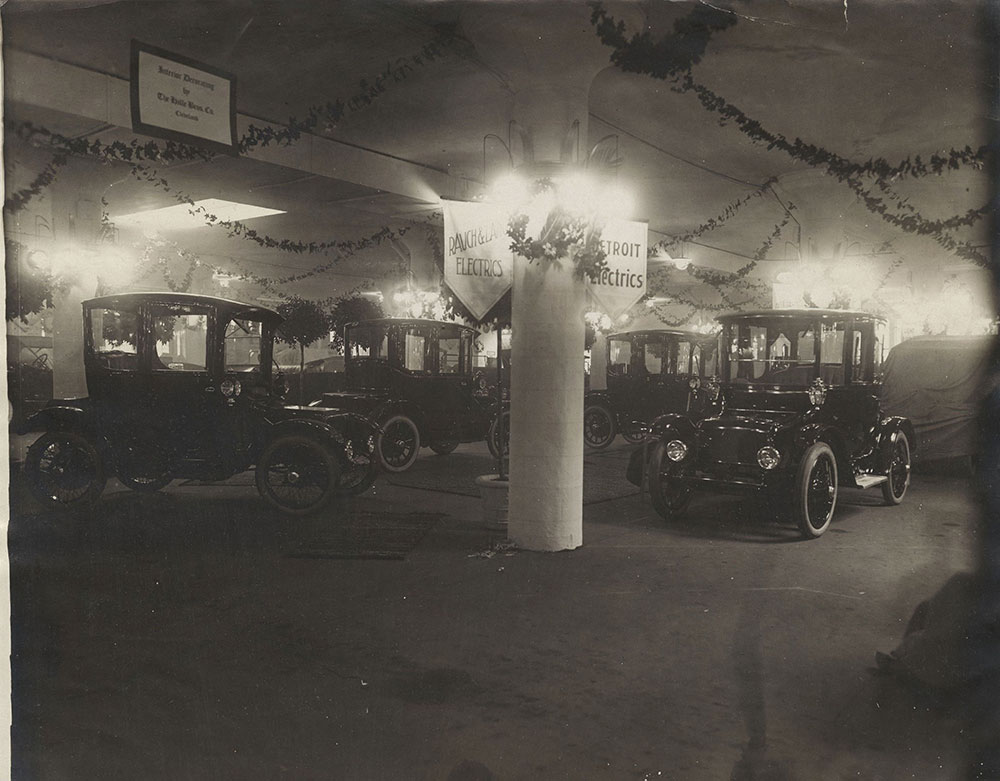 Cleveland Automobile Show 1915 Detroit Electrics, Rauch & Lang Electrics