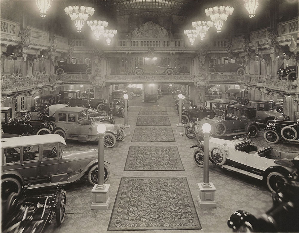 New York 1918 Hotel Astor Automobile Salon