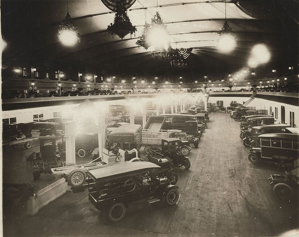 New York 1919 Madison Square Gardens Truck show