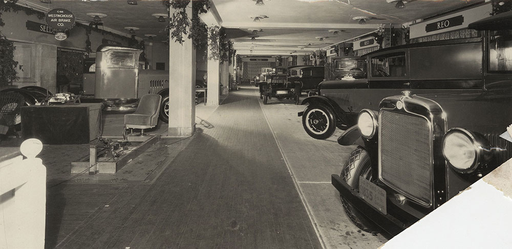 New York Auto Show 1928 Reo trucks