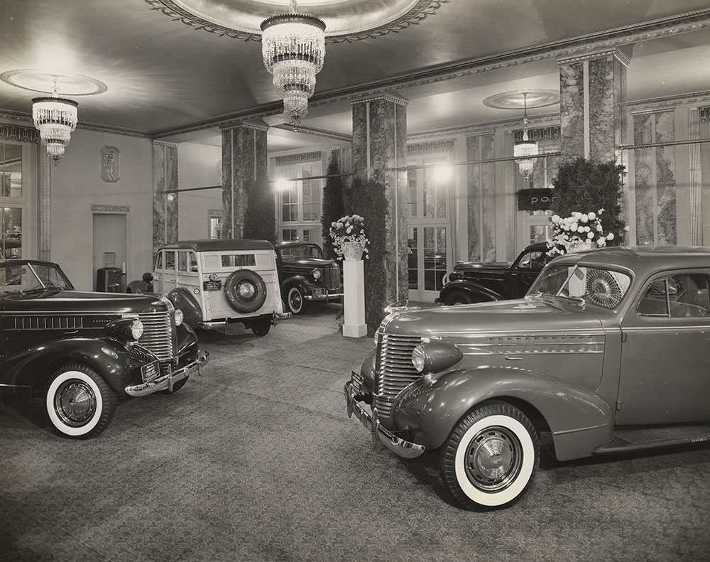 New York National Automobile Show 1937 Grand Central Palace Pontiac