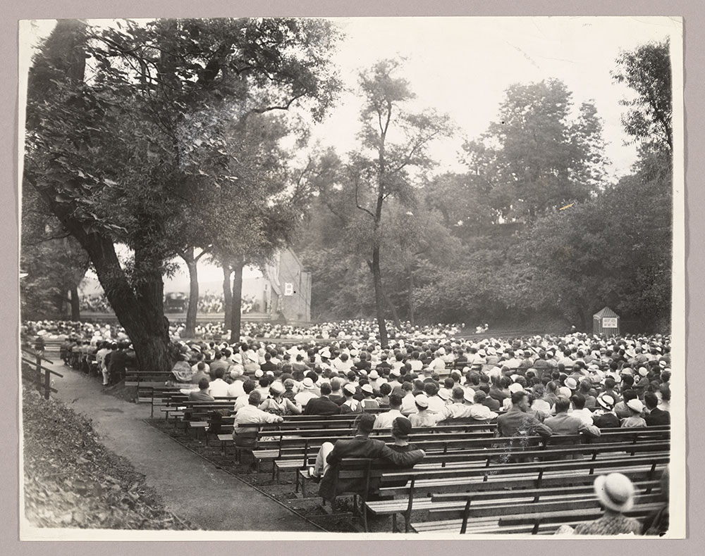 Robin Hood Dell, 1933 summer performance