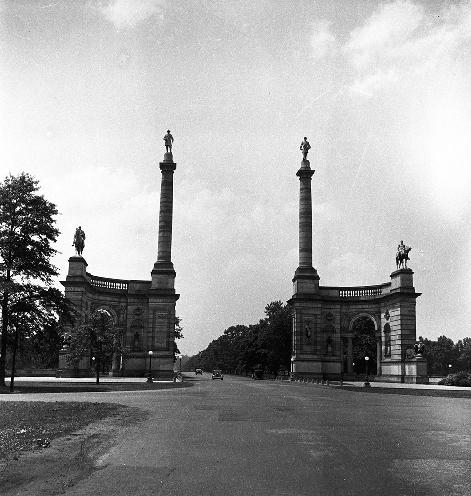 Smith Memorial Monument