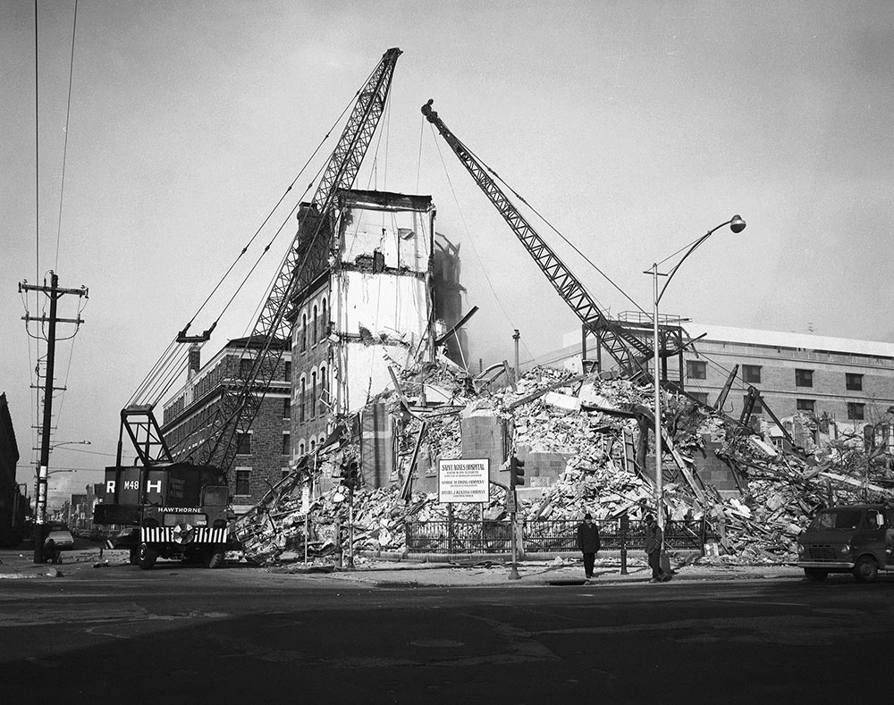 Building Demolition, 4th, 5th, & Market Streets