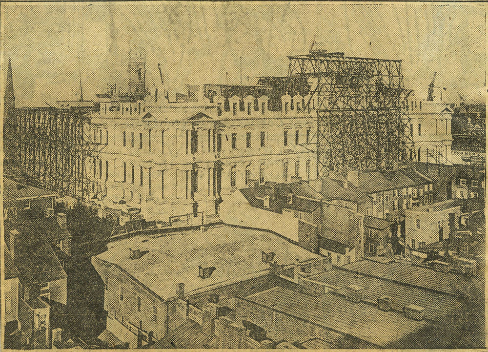 View of the City Hall while under construction.