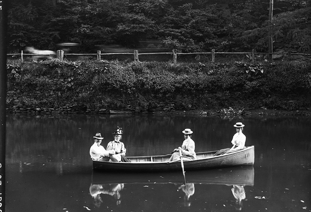 Miss Jessie Keely, Will Keely and two friends in a boat on the Wissahickon Creek