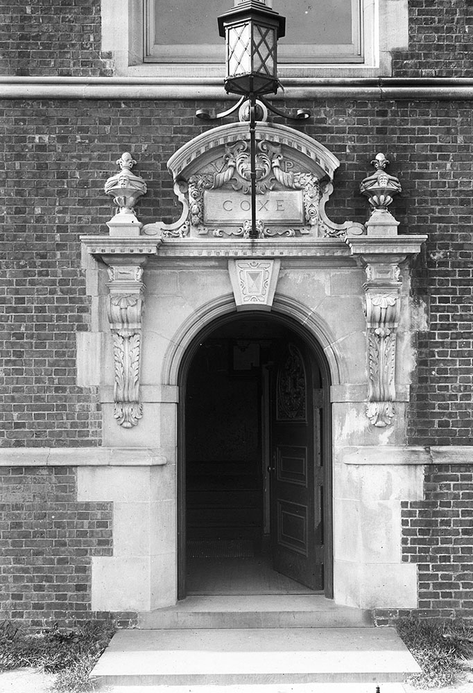 University of Pennsylvania, Dormitories, Entrance to Coxe House
