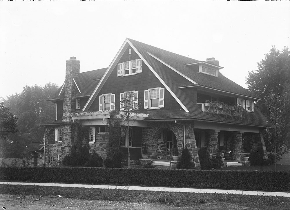 Residence of Doctor O. J. Snyder, View of front and side