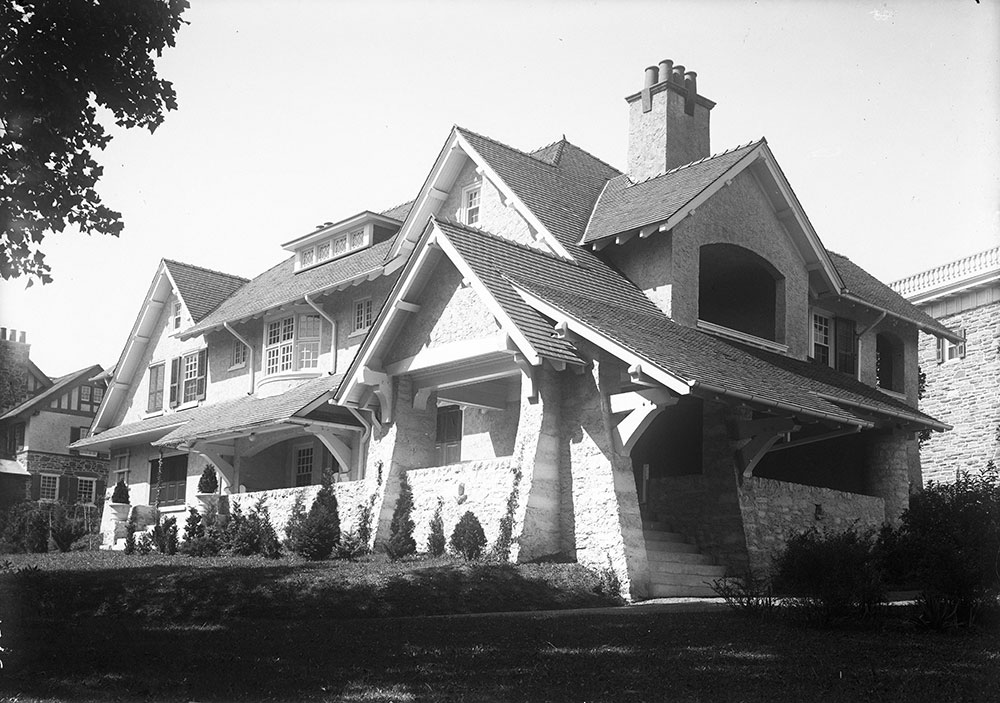 Residence of R. B. Clark, View of front from the North