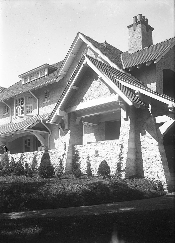 Residence of R. B. Clark, Detail of porch at end of front