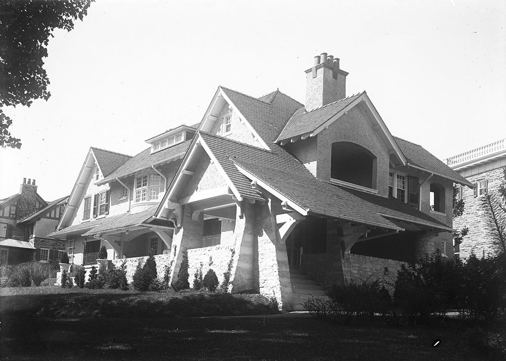 Residence on Mill Creek Road, House B, General view of the front from the South