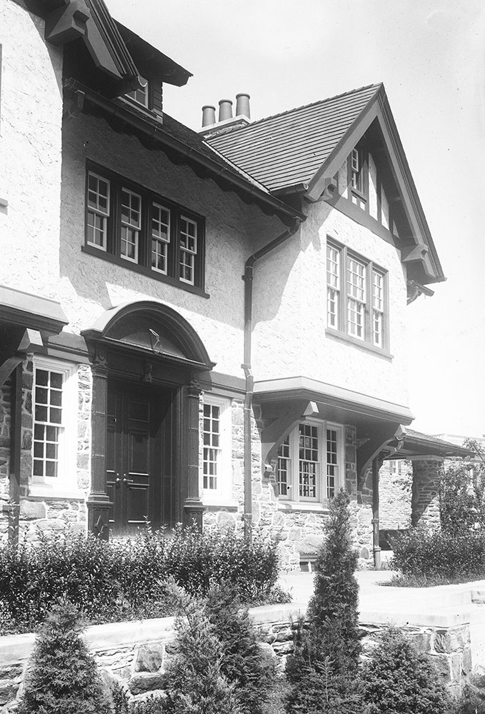 Residence on Mill Creek Road, House B, Detail of Terrace Entrance