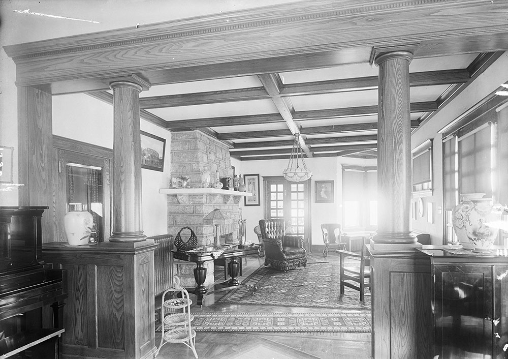 Living Room, Thomas Residence