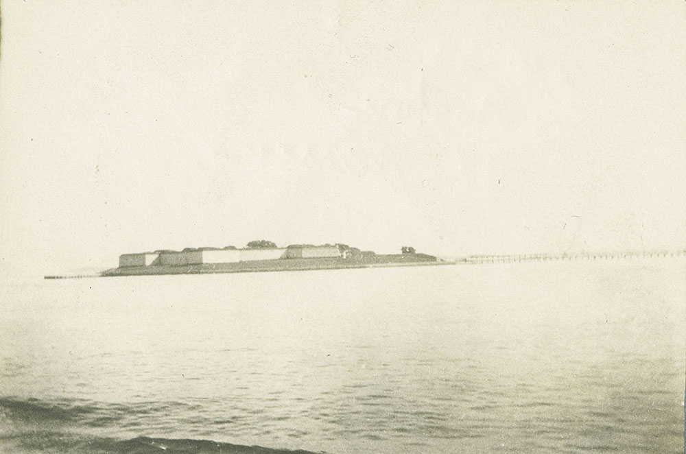 Fort in Harbor