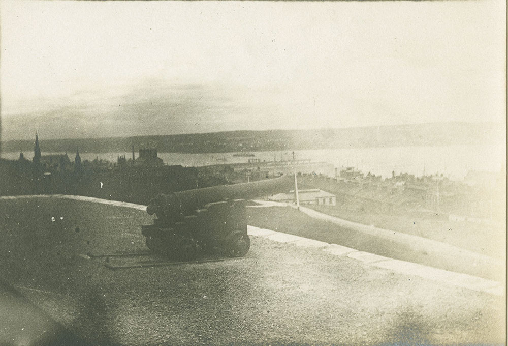 Halifax, The Signal Gun