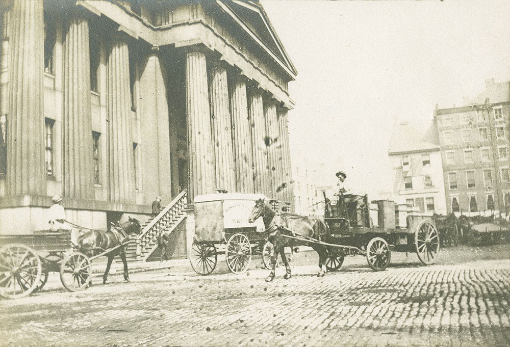 Horses and Buildings, Boston