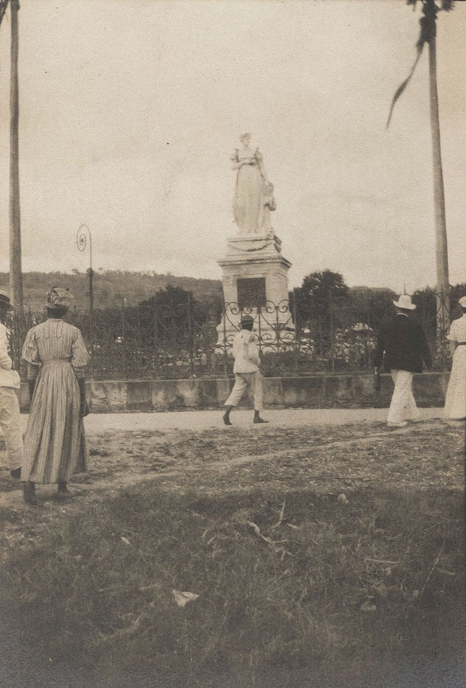 Statue of Josphine