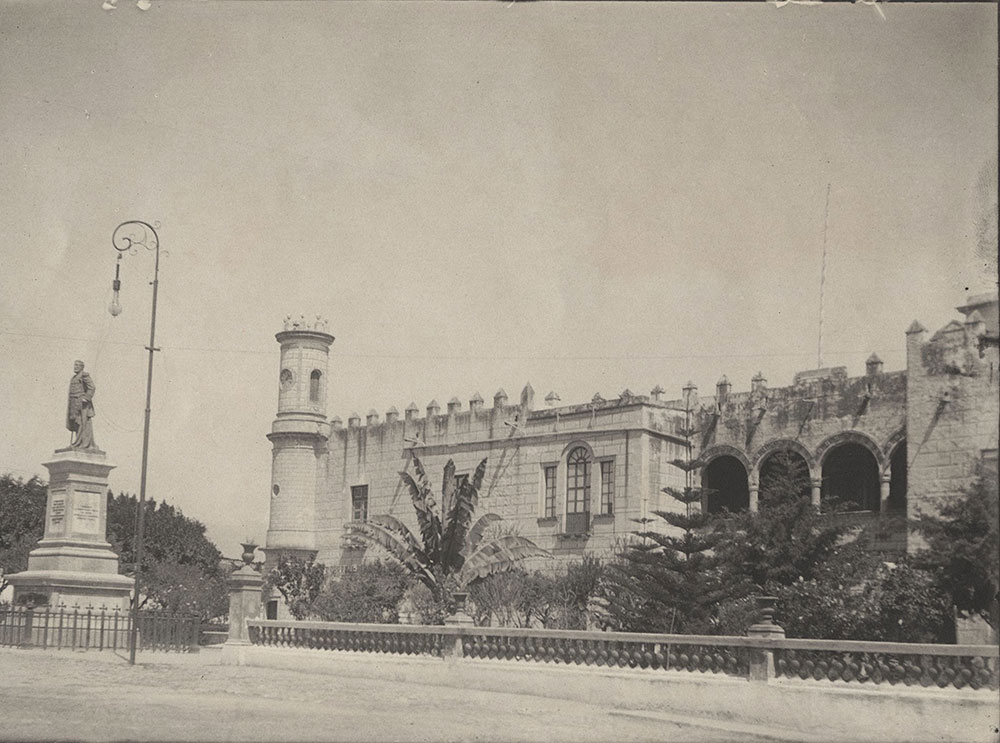 Cortez Palace